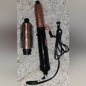 Black and Copper Hair Styling Tool
